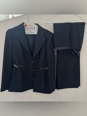 Vintage Manigance Paris Women’s Black Tailored Suit Jacket & Trousers Size 38